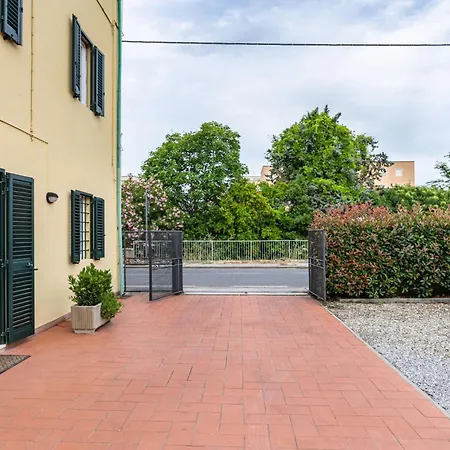 Irene With Patio And Parking Appartement *