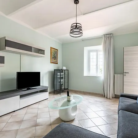 Apartament Irene With Patio And Parking *