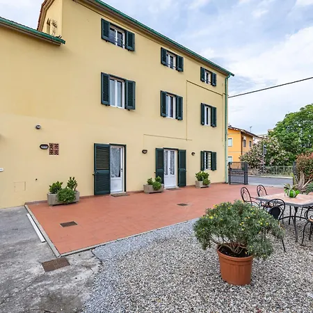 Irene With Patio And Parking Montecatini-Terme